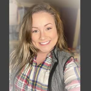 Meet your Posher, Lena